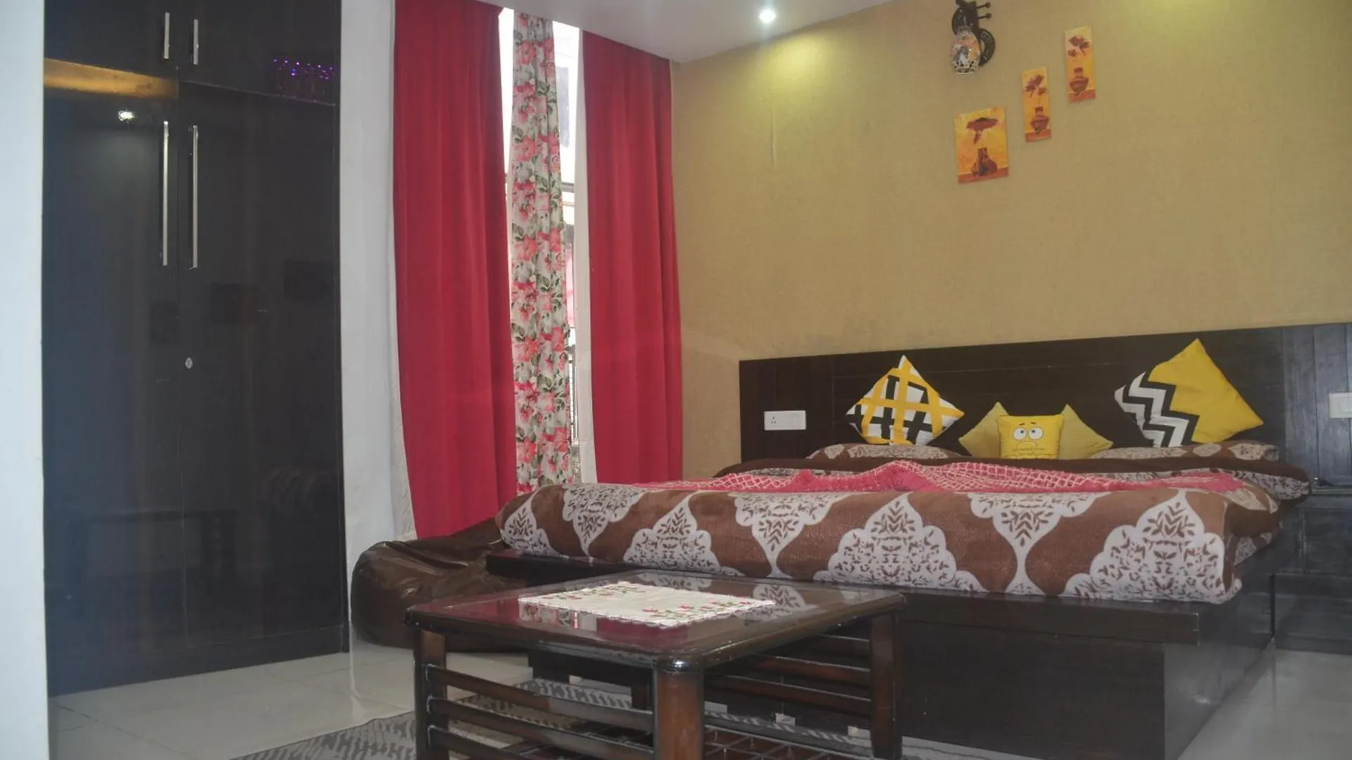 Parimahal Cottage Shimla Bed & Breakfast